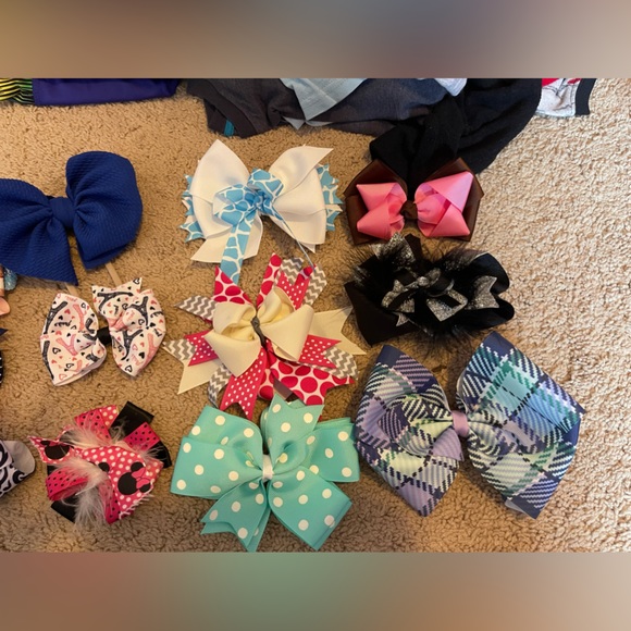 Assorted Bows - Picture 6 of 7